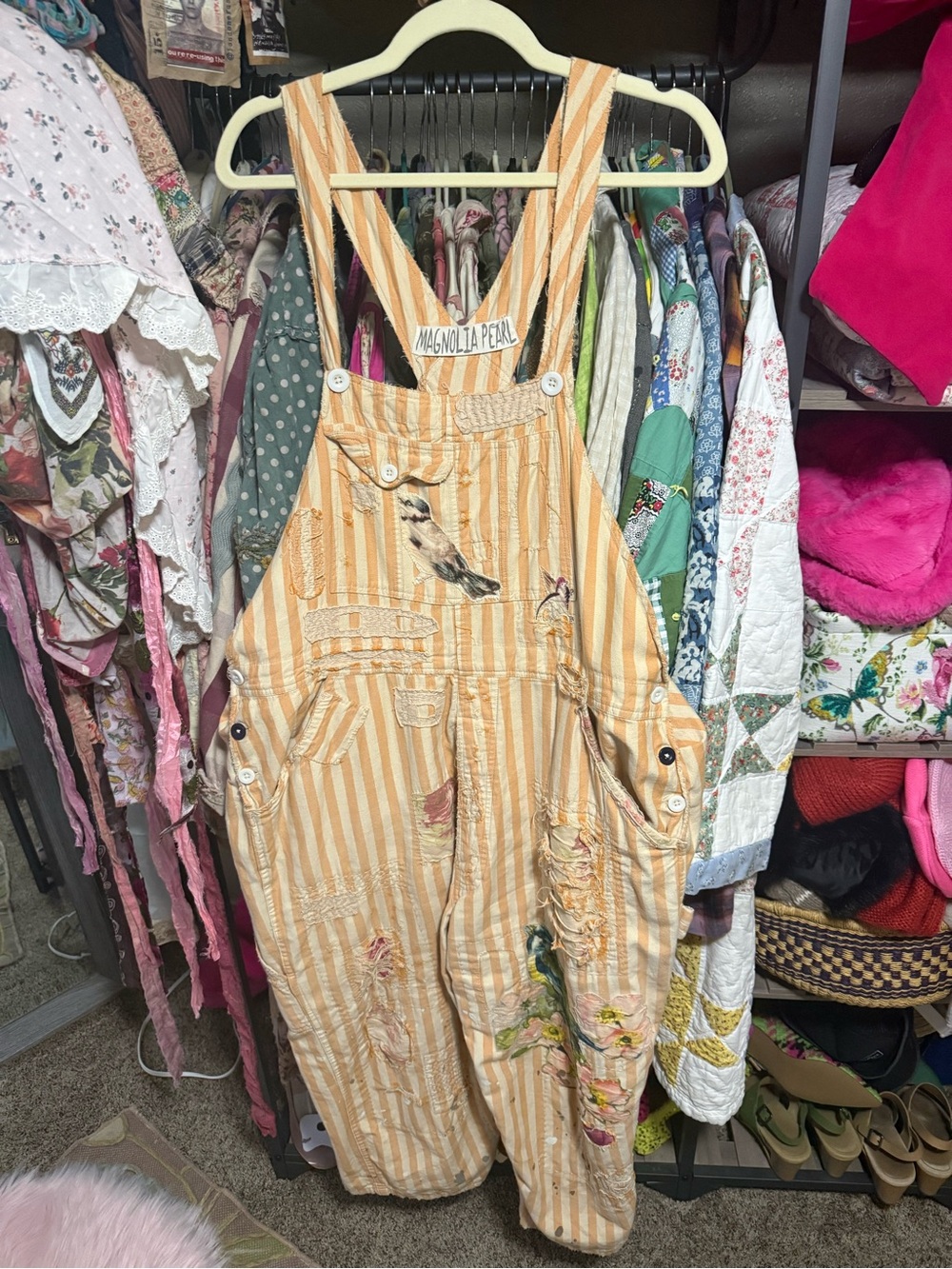 Magnolia pearl bibs
